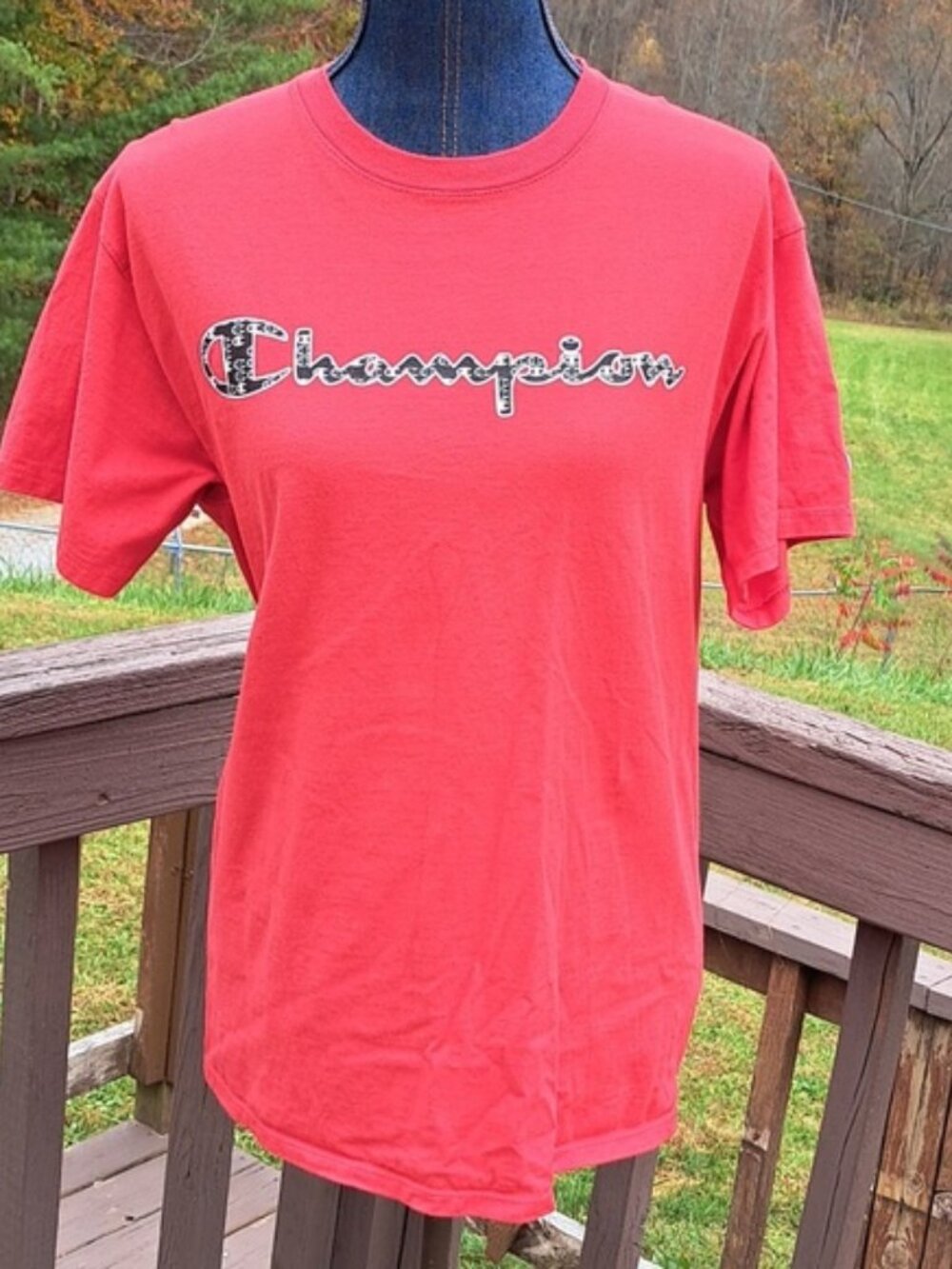Champion Athletics Red T-shirt NWOT M Men Women Teen Unisex - Picture 3 of 9
